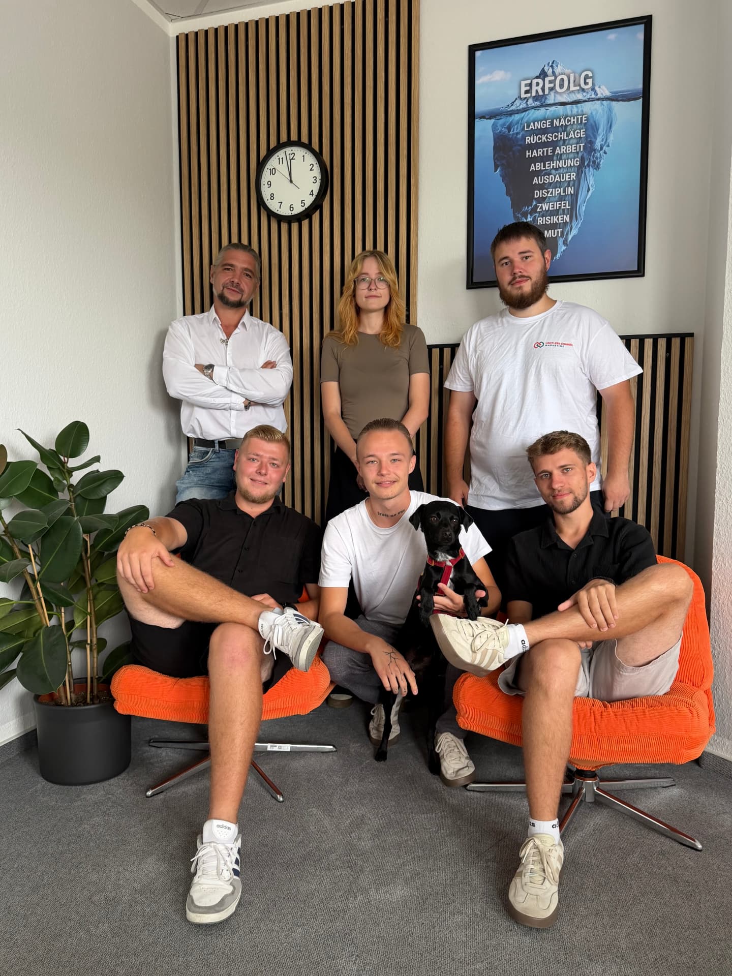 Team feiert